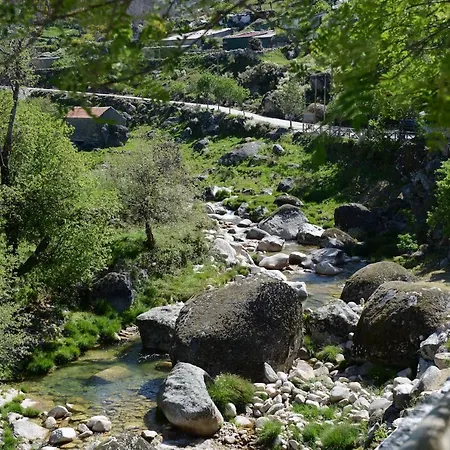 Casa Dos Alcaides Sabugueiro (Guarda)
