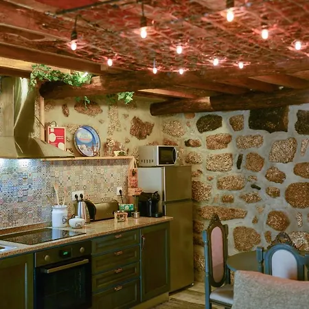 Casa Dos Alcaides Holiday home Sabugueiro (Guarda)